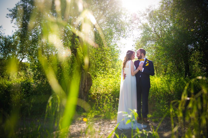 This gorgeous wedding in blue and yellow took place in Tuscany on a sunny day