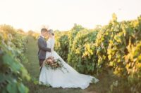 02 This is a vineyard editorial is for everyone who wants some inspiration for a cool wine-inspired wedding