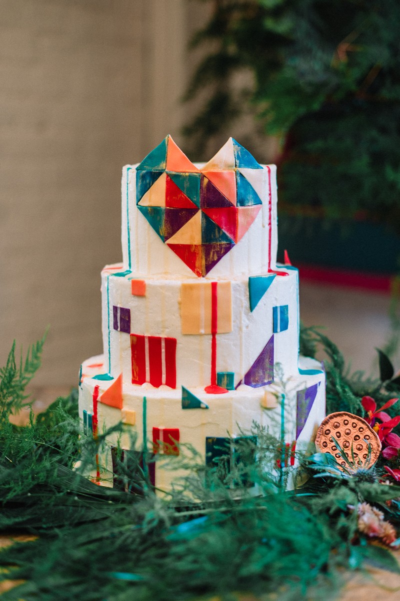 geometric wedding cake decor