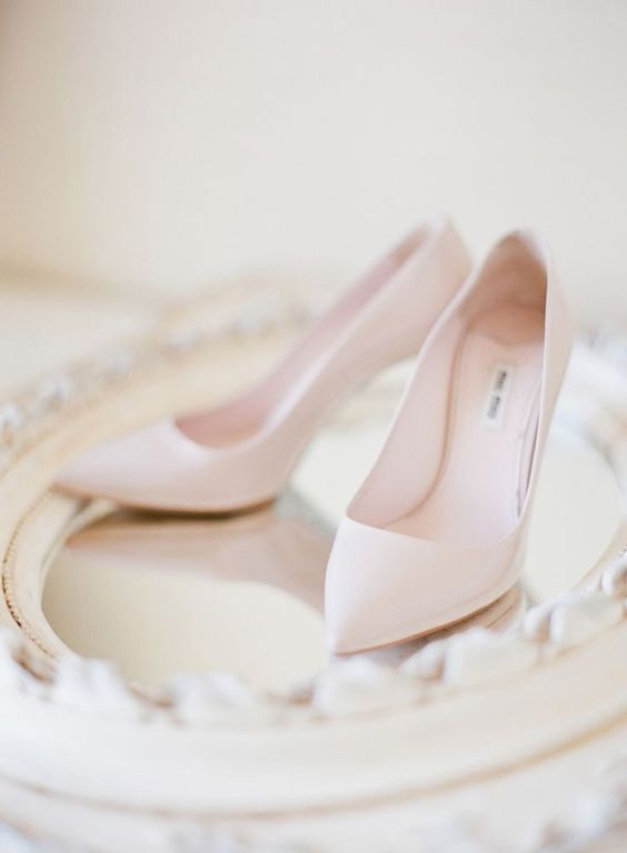 chic neutral bridal heels will perfectly finish up your look