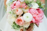 08 peony, garden roses, ranunculus in white, pink, peach and greens