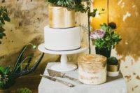 21 simple concrete cake stand creates a perfect contrast with refined gold cakes