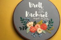 25 colorful hoop with floral embroidery as a wedding gift