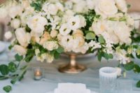 27 lush creamy flower centerpiece looks amazing