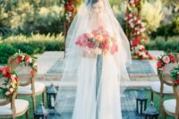 08 I totally love the bridal look with a sweet flowy dress, a long veil and simple nautral makeup