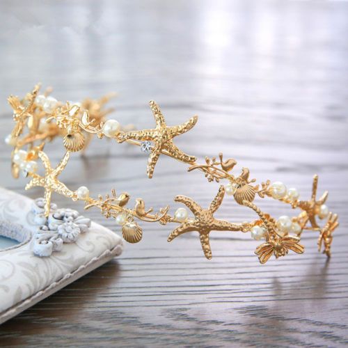 bridal tiara with star fish and shells