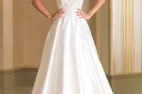 18 lace bodice with a scoop neckline and cap sleeves, A-line wedding dress
