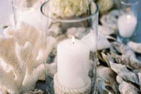 19 rope candles, oyster shells and corals for a nautical wedding