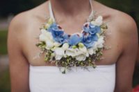 19 wearable floral necklace as something blue for the bride