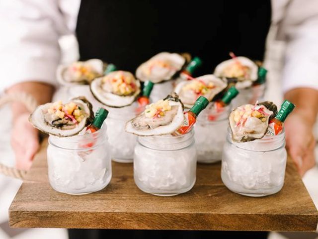 amazing idea to serve oysters for the guests
