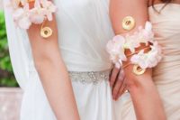 20 blush floral arm band for the bride and bridesmaids
