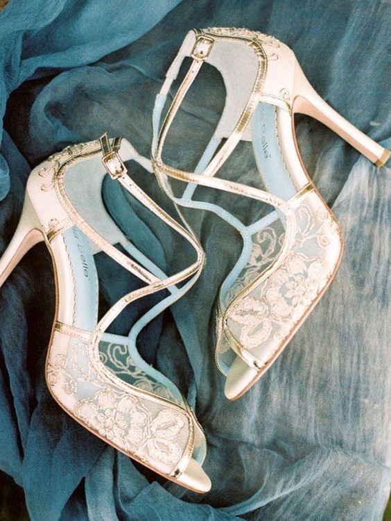 gold lace wedding shoes with peep toes andankle straps for an exquisite look