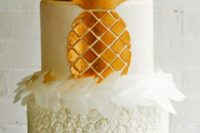 07 textural pineapple themed wedding cake