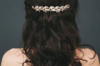 messy bride hairstyle