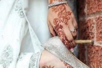 10 some henna on hands and feet can add a Moroccan flavor to your look