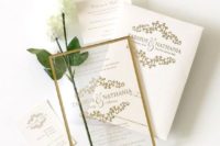 17 beautiful wedding invitation in acrylic material with a gold lines