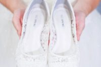 31 light white lace wedding flats won’t make your feet sore and look gorgeous