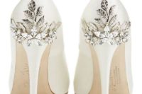 32 white heels with metallic flowers and leaves for an elegant yet feminine look