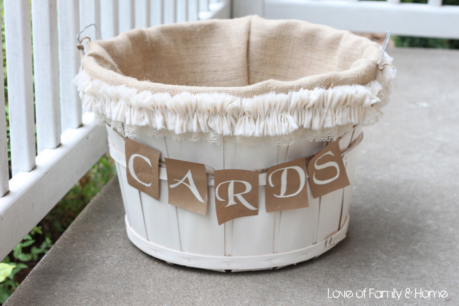 DIY apple basket wedding card box for rustic weddings (via https:)