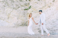 01 This beautiful couple from California chose Mykonos, Greece, as their wedding location