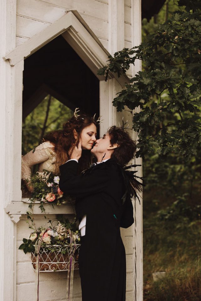 This fairytale wedding is inspired by different fantasy books and tales, and it has chic dark touches