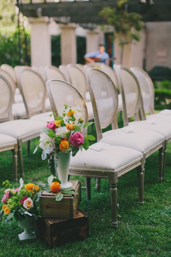 bold flowers and citrus for a bold summer ceremony