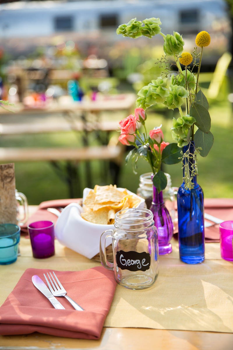 Serving tacos alfresco was such a cool idea, I think, it's perfect for a camp wedding