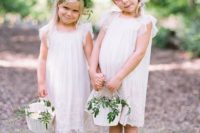 34 white lace dresses with tulle cap sleeves and sandals, leaf crowns