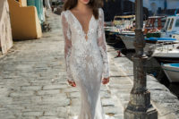 02 plunging neckline long sleeves wedding dress with floral and leaf appliques, a train