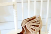 03 Gorgeous beige wedding shoes with a textural look