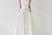 04 modern A-line halter neckline wedding dress with pockets