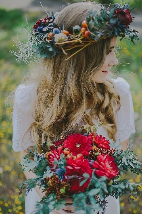 boho bridal crown with thistle, greenery and bold blooms