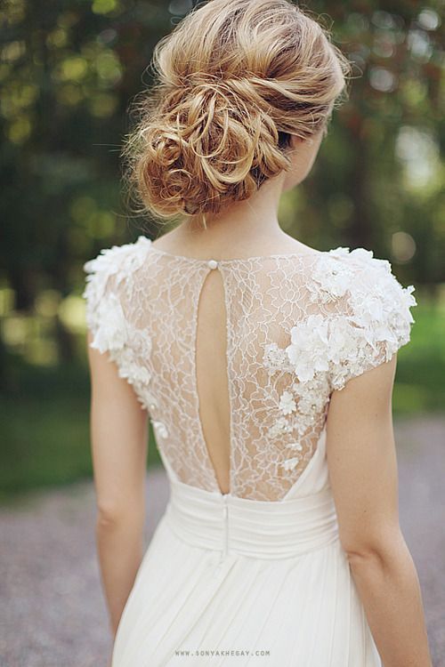 cap sleeves with flower lace appliques look girlish
