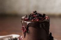 06 chocolate wedding cake with chocolate drip, blackberries, pomegranates and sugared flowers