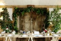 10 Lots of greenery all around made the decor fresh and cool