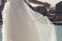 23 glamorous one-shoulder floral applique tulle skirt wedding dress
