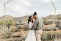 32 simple metallic geometric wedding backdrop for outdoors