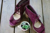33 purple suede chunky heels with laser cutting and peep toes