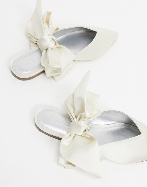 ivory slipper mules with bows are great for any neutral bridal outfit, they are comfy and chic