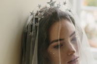 07 celestial bridal headband in silver with a veil
