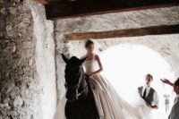 22 ride a horse to feel a real princess if there are horses
