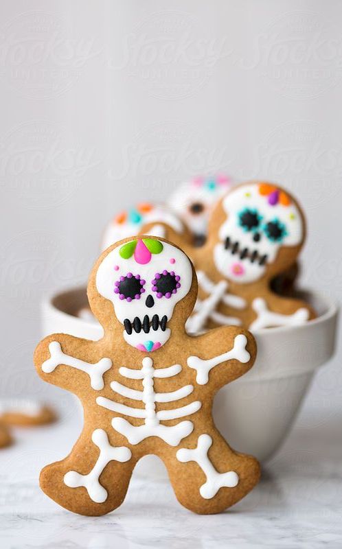sugar skeleton cookies will be a great and fun dessert for your big day