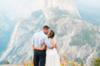 01 This beautiful elopement shoot took place in Yosemite National Park and if filled with gorgeous views
