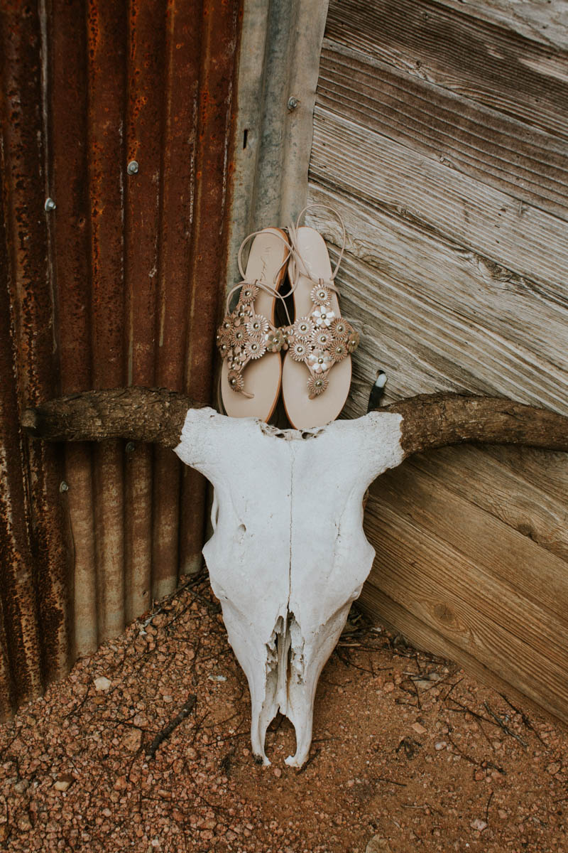 Whisy bridal sandals in rose gold for a summer boho bride