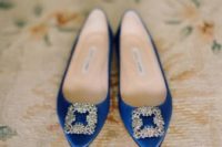 05 indigo wedding shoes with chic large buckles