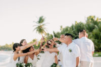 14 This tropical wedding in Mexico was relaxed, fun and super cool because the couple chose a destination where they have never been before