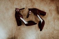 02 Burgundy suede shoes with block heels and ankle straps are ideal for a boho bride