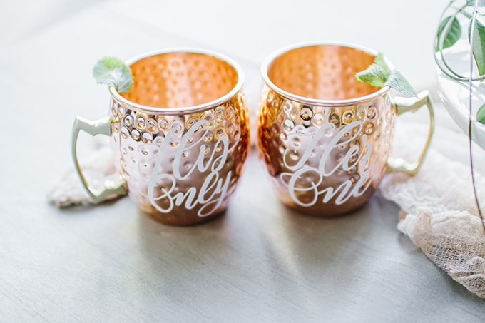 Copper is a hot trend now, and such cute copper mugs are an amazing idea for a couple