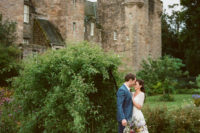 09 The backdrop of a gorgeous Scottish castle is a perfect one for a refined couple