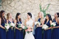 22 mismatched navy blue bridesmaids’ dresses are pure elegance